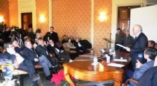 Il Presidente Nicola Bono</br> durante la Conferenza Stampa.